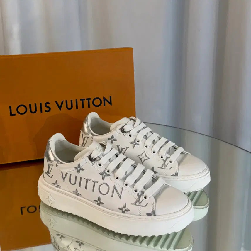 [BUNJANG] Louis Vuitton Monogram Time Out Sneakers - Size 36 / [36] 루이비통 모노그램 타임아웃 스니커즈