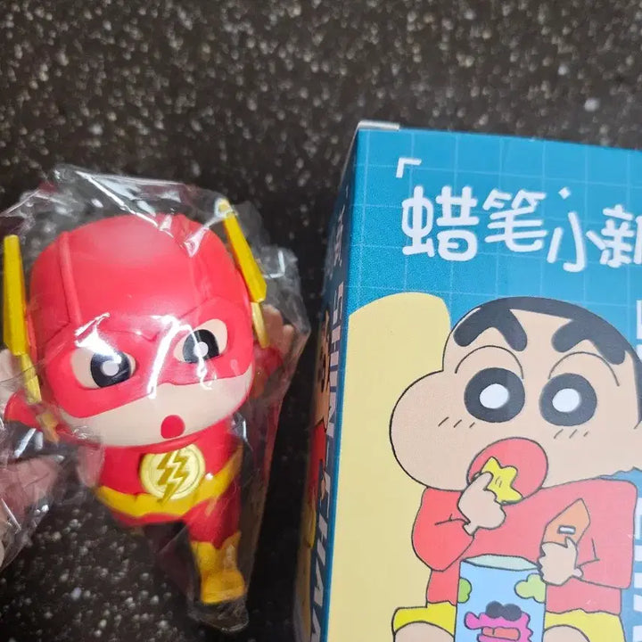 [BUNJANG] Crayon Shin-chan Flashman DC/Marvel Collaboration Figure / (미개봉새상품)짱구 피규어 플래시맨 DC 마블 콜라보