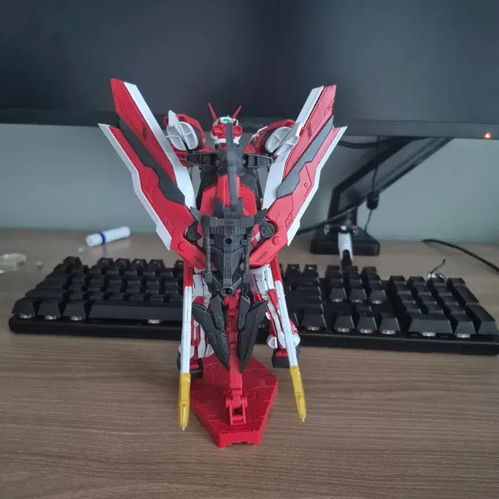 [BUNJANG] MG Astray Red Frame / mg 건담 아스트레이 레드프레임