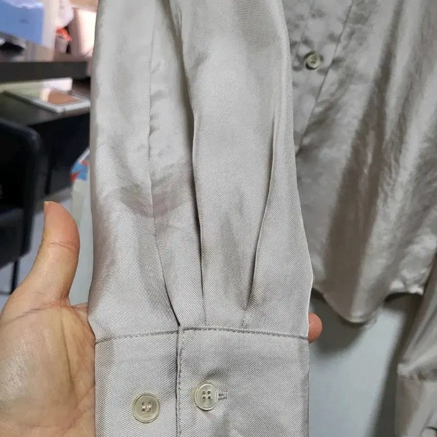 [BUNJANG] Thom Browne Greyhound Satin Shirt / 톰그레이하운드 새틴 셔츠 Free