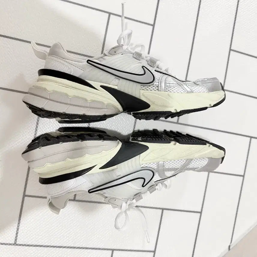 [BUNJANG] Nike V2K Run Summit White Women&