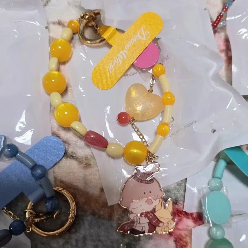 [BUNJANG] Pop Mart DIMOO Molly Handphone Strap Keychain / 정품 팝마트 디무 몰리 핸드폰스트랩 키링 새상품