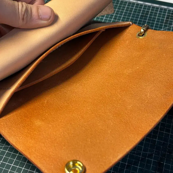 [BUNJANG] Natural Full Grain Brass Trucker Wallet / [B급 새상품] 내추럴 풀그레인 황동 트러커월렛