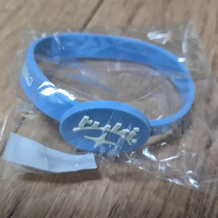 [BUNJANG] TUKI Tsuki Visit Merchandise Bracelet / tuki 츠키 내한 굿즈 팔찌