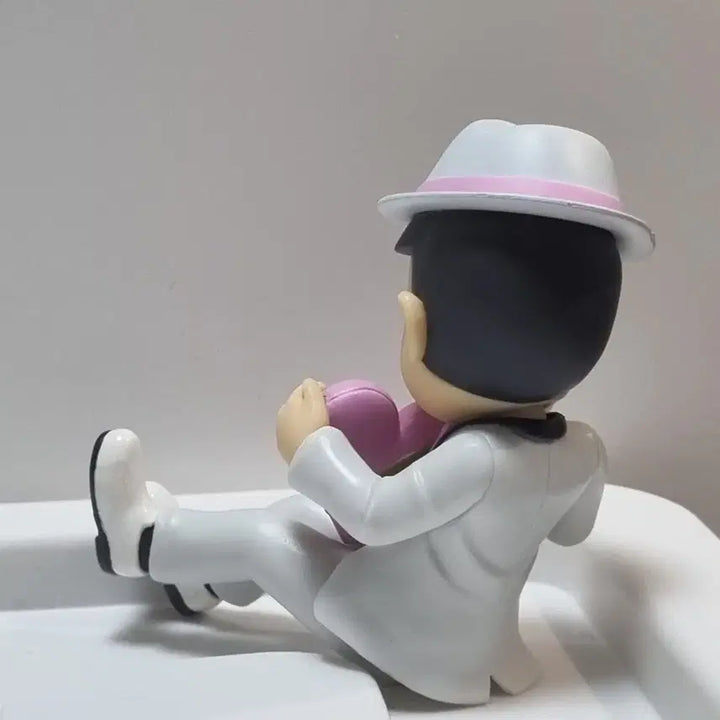 [BUNJANG] Osomatsusan Todomatsu Valentine Figure / 오소마츠상 토도마츠 발렌타인 피규어