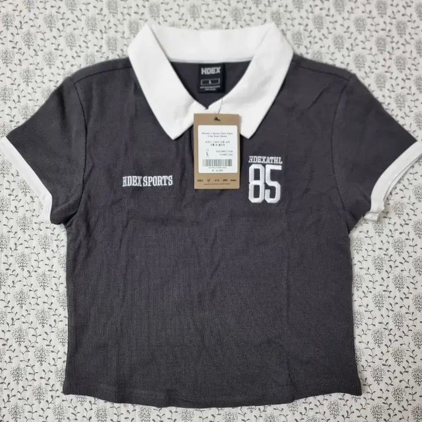 [SOLD OUT] HDEX 우먼스 스포티 오픈 피케 크롭 숏 슬리브 차콜 L