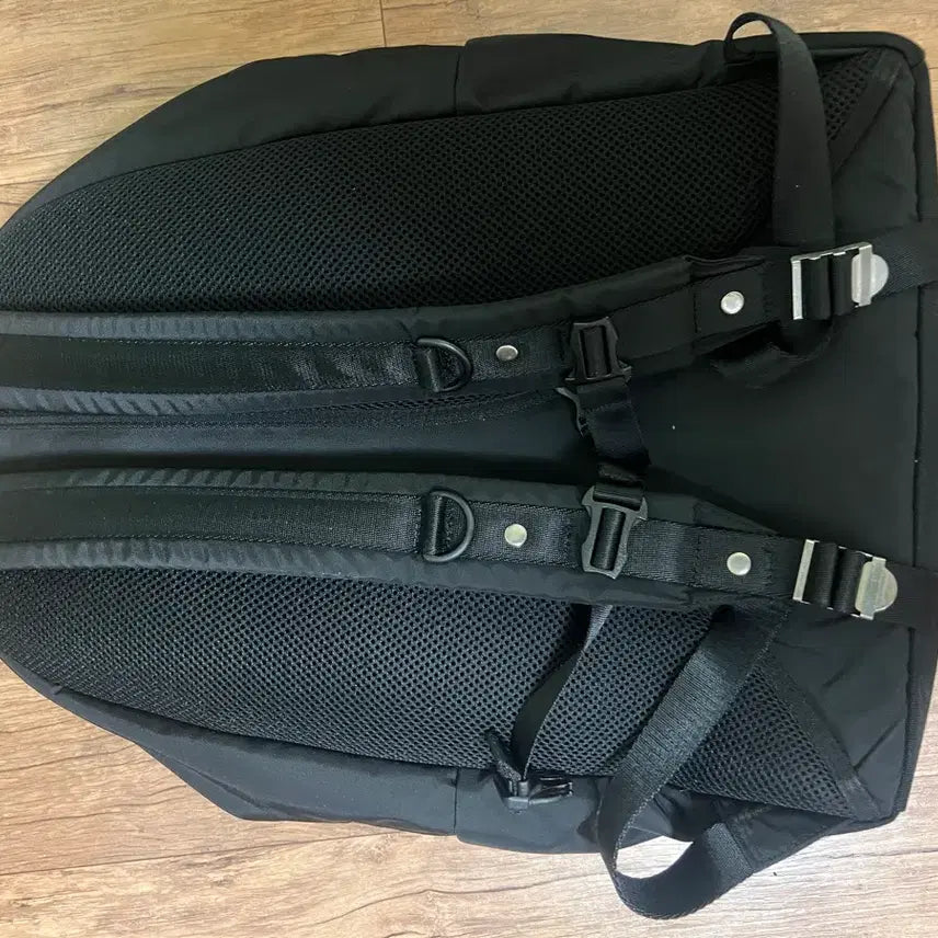 [BUNJANG] Worldwide Movement Awning Pack Backpack / 월스와일 무브먼트 어닝팩