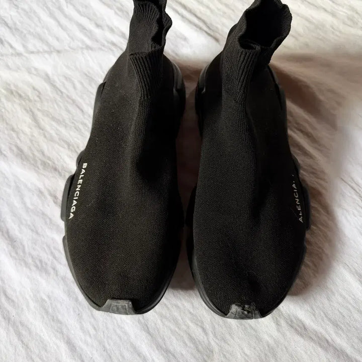 [BUNJANG] Balenciaga Speedrunner Black / 발렌시아가 스피드러너 블랙