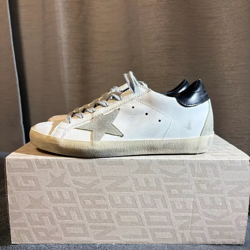 [BUNJANG] Golden Goose Black Tab Sneakers / 골든구스 블랙탭 스니커즈(36)
