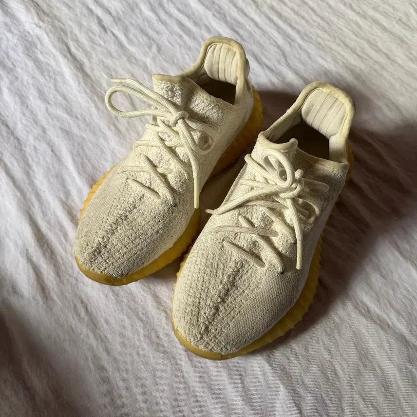 [BUNJANG] Adidas Yeezy Boost 350 V2 Butter / 아디다스 이지부스트 350 V2 버터