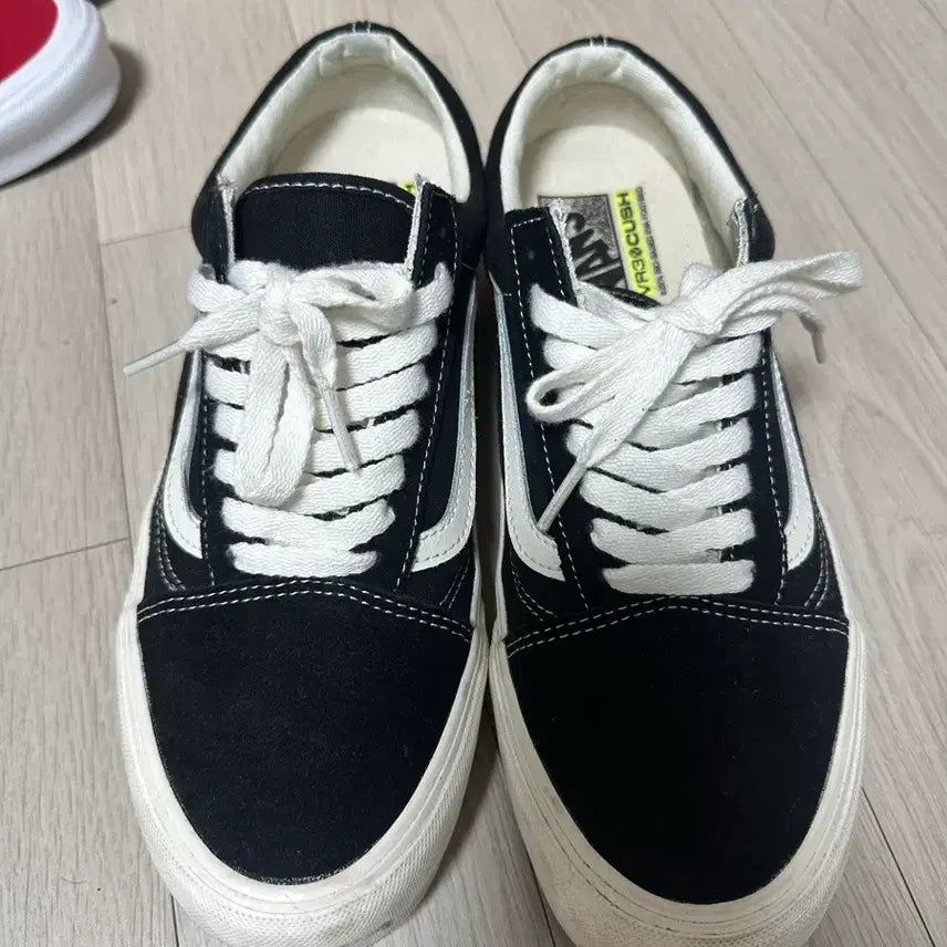 [BUNJANG] Vans Old Skool VR3CUSH Black Sneakers / 반스 올드스쿨 VR3CUSH 블랙 265