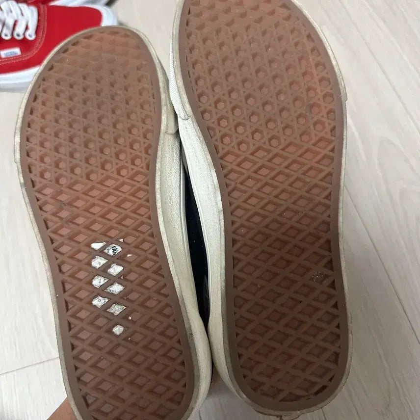 [BUNJANG] Vans Old Skool VR3CUSH Black Sneakers / 반스 올드스쿨 VR3CUSH 블랙 265