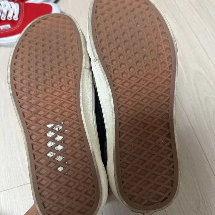 [BUNJANG] Vans Old Skool VR3CUSH Black Sneakers / 반스 올드스쿨 VR3CUSH 블랙 265