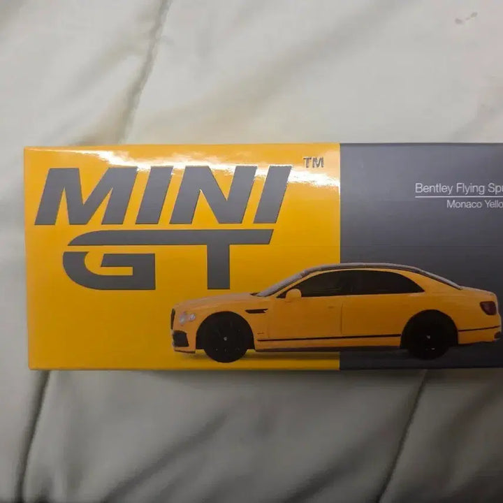 [BUNJANG] MINI GT Bentley Flying Spur Monaco Yellow / MINI GT 벤틀리 플라잉스퍼 모나코 옐로우 1 64