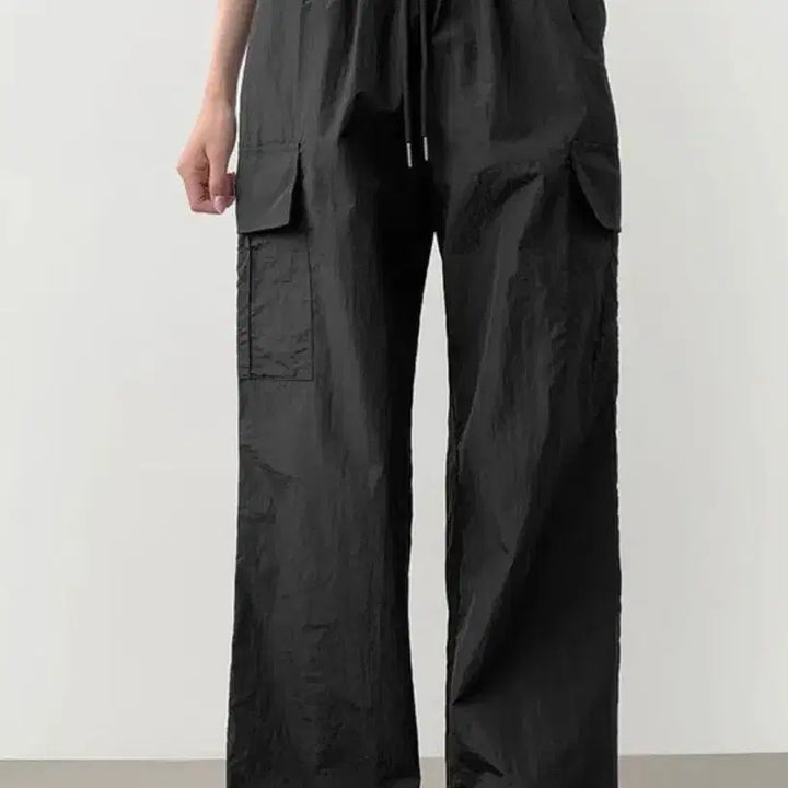 [BUNJANG] Black Two-Way Cargo Jogger Pants / 바스락 투웨이 카고바지 새상품