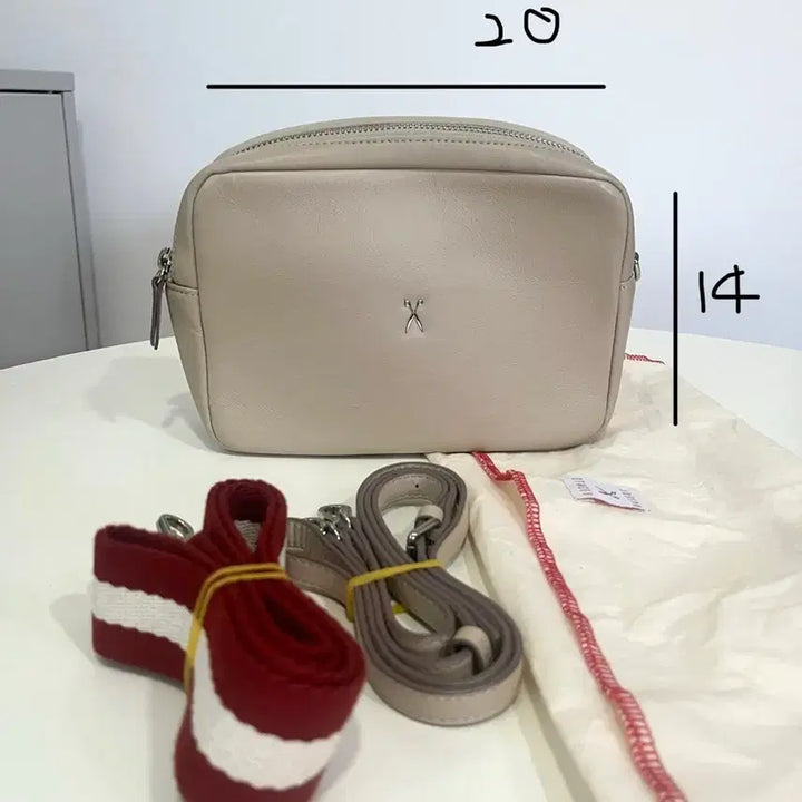 [BUNJANG] Joseph &amp; Stacey Crossbody Bag / 조셉앤스테이시 크로스백 가방
