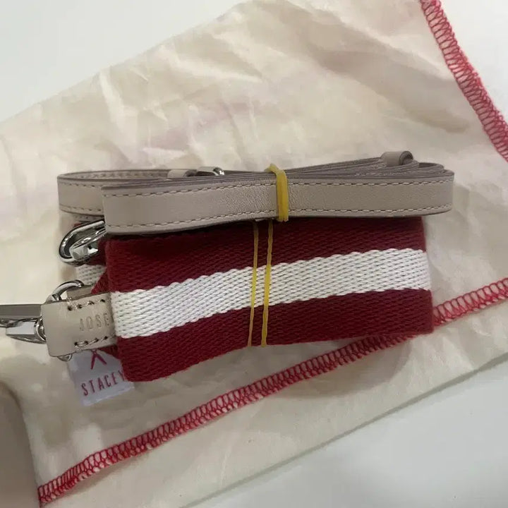 [BUNJANG] Joseph &amp; Stacey Crossbody Bag / 조셉앤스테이시 크로스백 가방