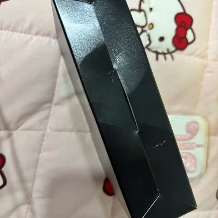 [BUNJANG] WAKEMAKE Hello Kitty Lipstick + Earphone Set / 웨이크메이크 헬로키티 립스틱 + 이어폰 세트