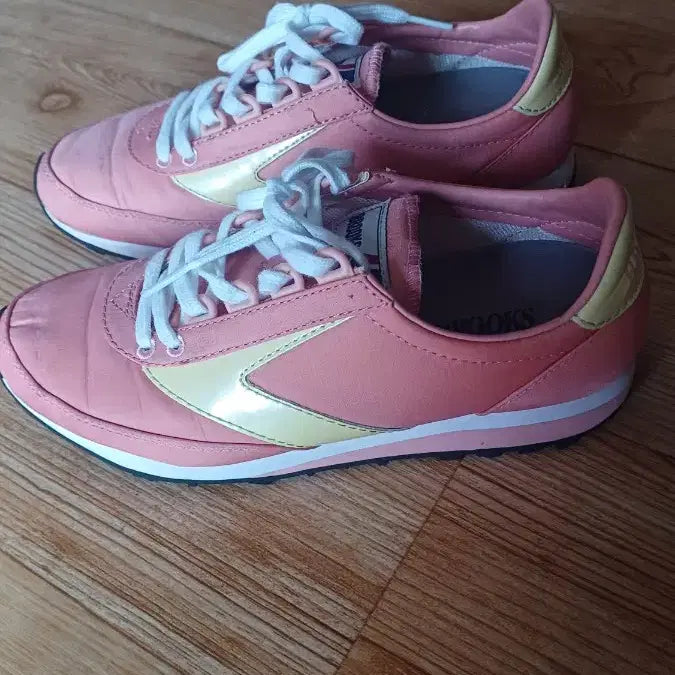 [BUNJANG] Brooks Sneakers (230mm) / 브룩스 스니커즈 230mm