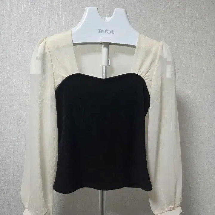 [BUNJANG] Color Block Blouse / 배색 블라우스