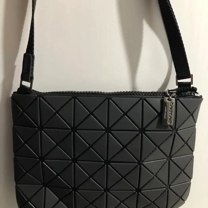 [BUNJANG] Bao Bao Crossbody Bag / 바오바오크로스백