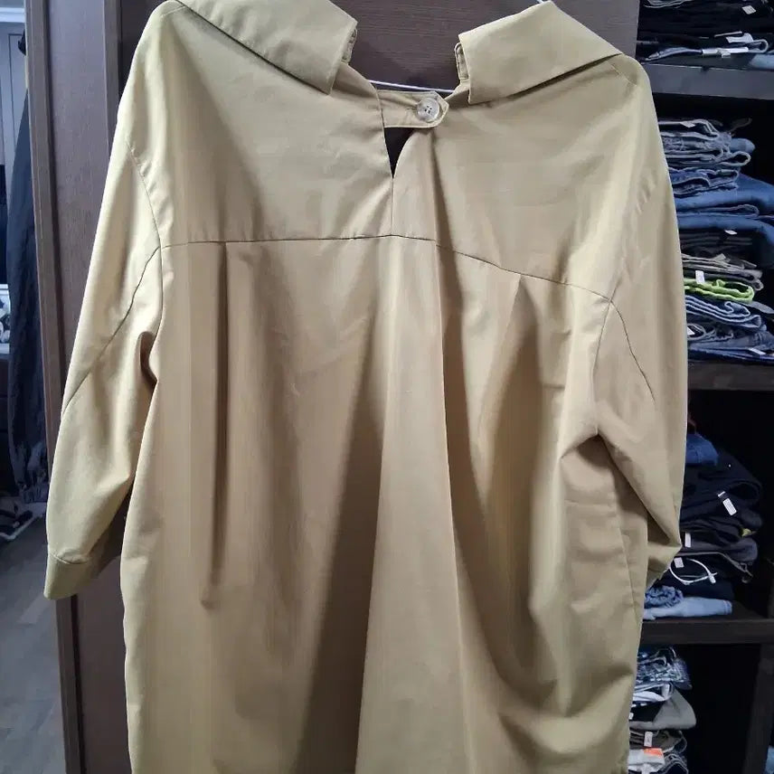 [BUNJANG] Kenneth Lady V-Neck Button Shirt Blouse (Size 77) / 케네스레이디 브이넥 셔츠 블라우스(77)