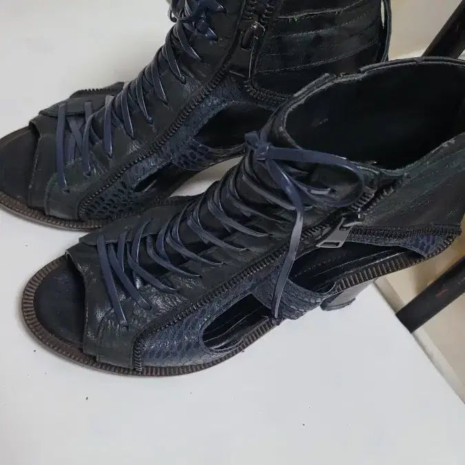 [BUNJANG] BNX Open Toe Booties (230-235mm) / (30만원대) BNX 오픈 부티 (230-235mm)