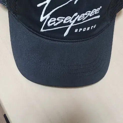 [BUNJANG] YESSEEYOU Mesh Ball Cap / 예스아이씨 메쉬 볼캡