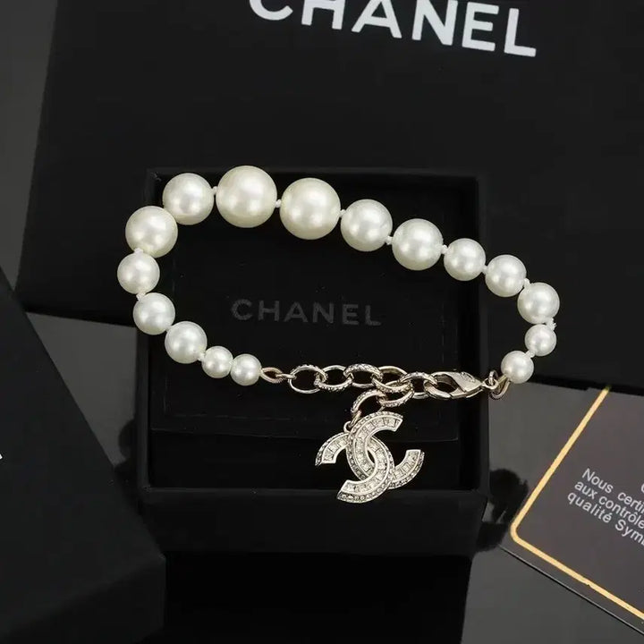 [BUNJANG] Chanel Classic Double C Cubic Pearl Bracelet / 샤넬 팔찌