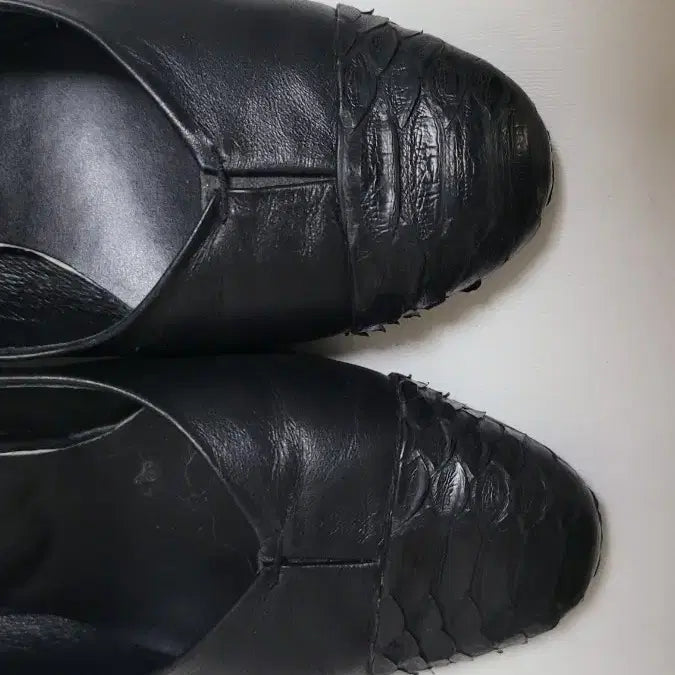 [BUNJANG] Le Beige Black Leather Pointed Pumps (225mm) / 르베이지 고급 펌프스 (225mm)