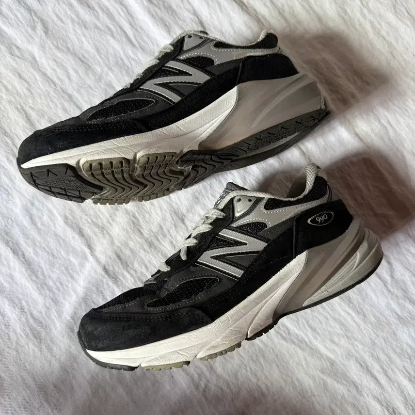[BUNJANG] New Balance 990 V6 Black / 뉴발란스 990 V6 블랙 240