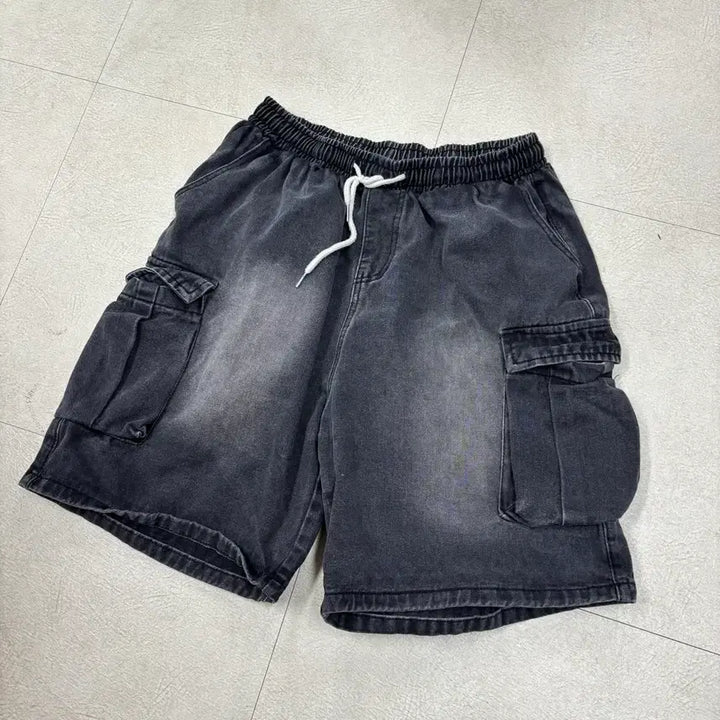 [BUNJANG] Vintage Black Washed Cargo Shorts / 빈티지 흑청 워싱 카고 반바지