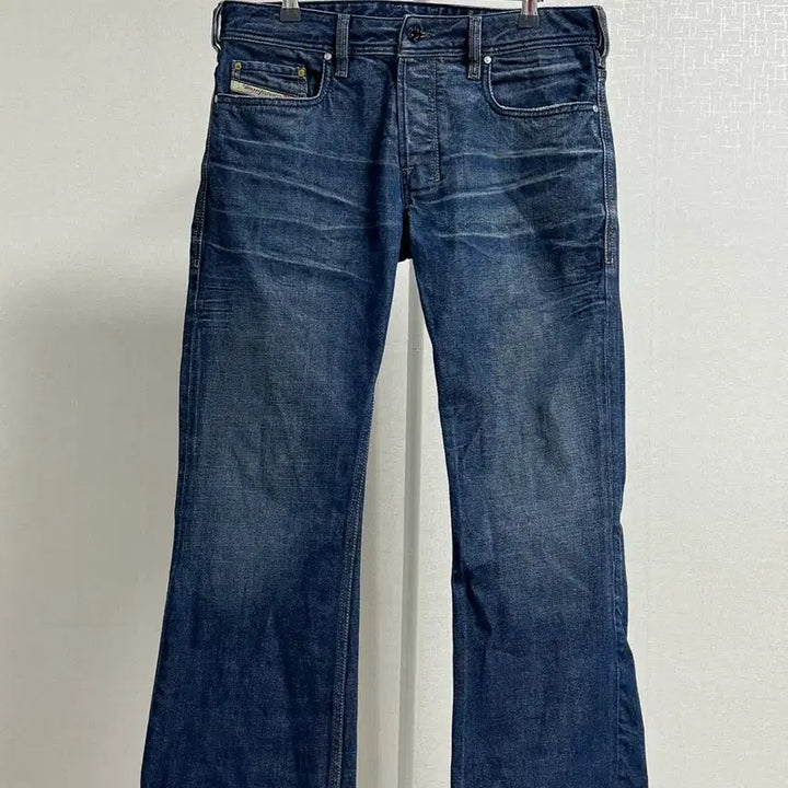 [BUNJANG] Diesel Zathan Bootcut Jeans W30 L30 / 디젤 ZATHAN W30 L30
