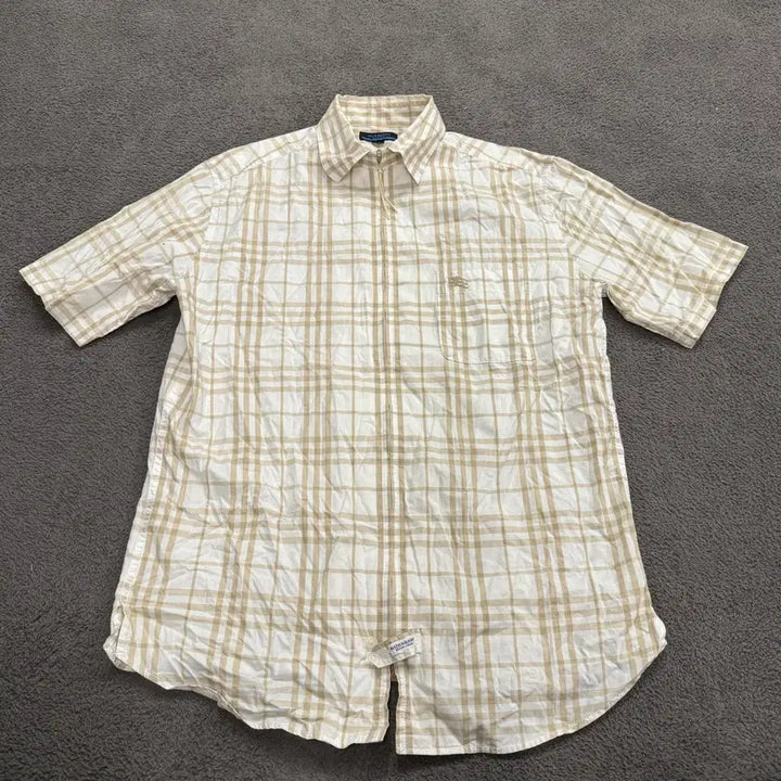[BUNJANG] Burberry Check Half Zip Short Sleeve Shirt / [정품/M] 버버리 체크 하프집업 반팔 셔츠