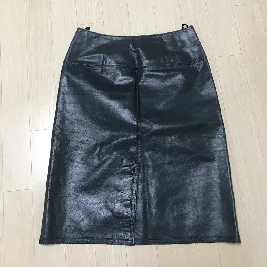 [BUNJANG] Black Leather Midi Skirt / 블랙 레더스커트