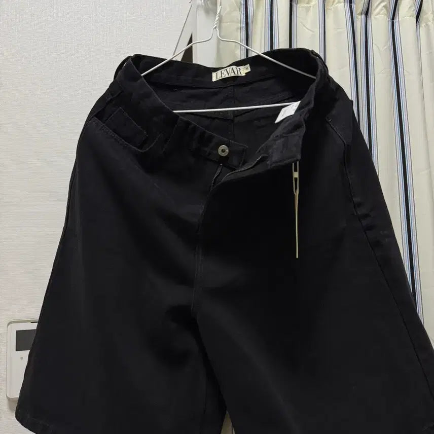 [BUNJANG] LEVAR Wide Denim Shorts (Black) - Size M / 르바(LEVAR) 와이드 데님 쇼츠 (블랙) M