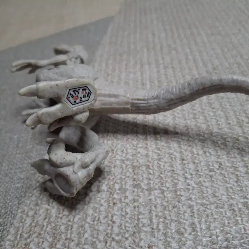 [BUNJANG] Mini Atrociraptor Figure / 미니, 아트록시랩터 피규어