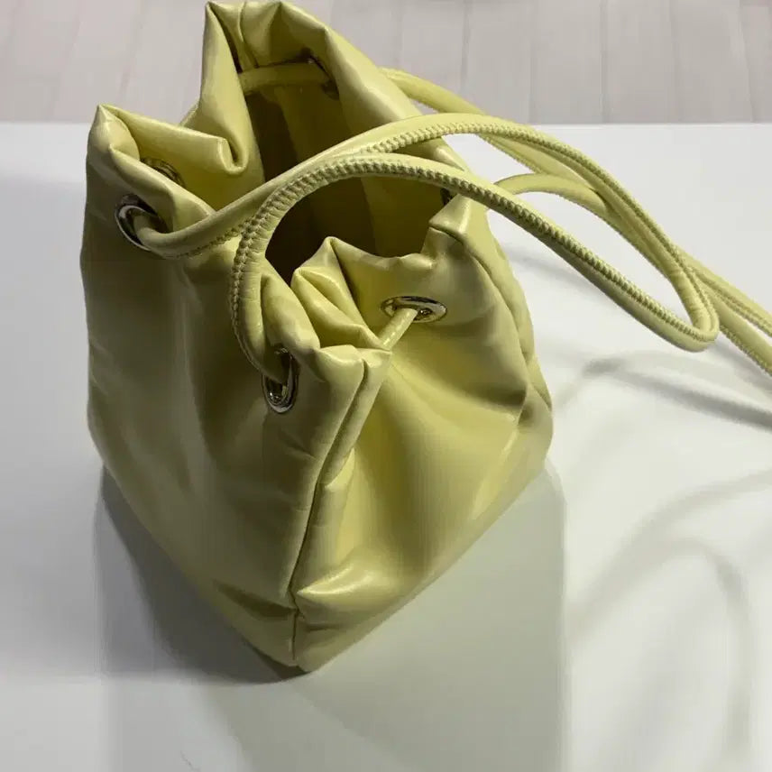 [BUNJANG] SAIMONDO Marshmallow Bag Lime / 세이모온도 마시멜로 백 라임 한 번착용