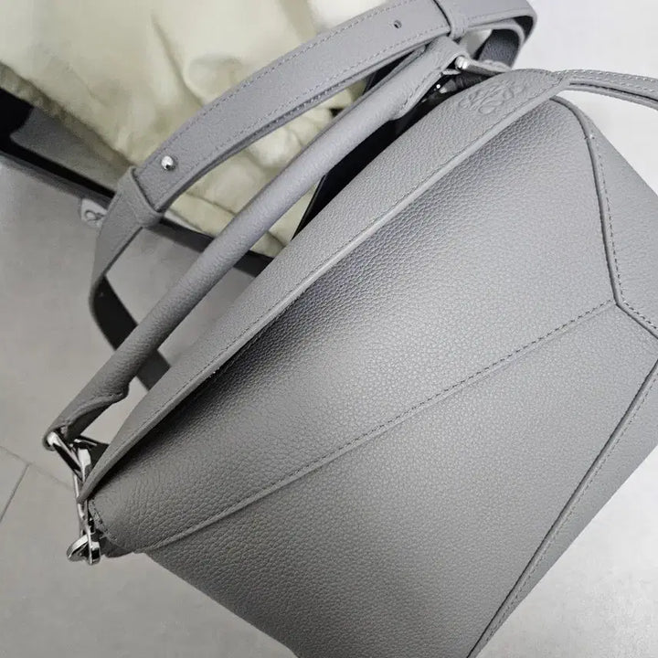 [BUNJANG] Loewe Puzzle Bag Small Grey / 로에베 퍼즐백 그레이
