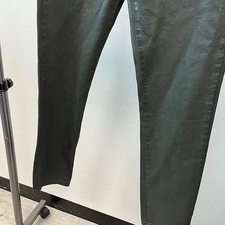 [BUNJANG] Balmain Khaki Coated Jeans Size 32 / 32) 발망 카키 코팅진