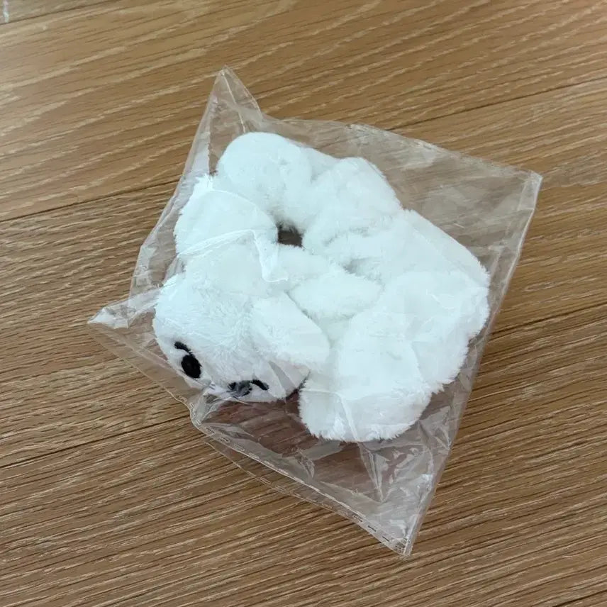 [SOLD OUT] 엔시티 도영 하또 헤어슈슈 스크런치 머리끈