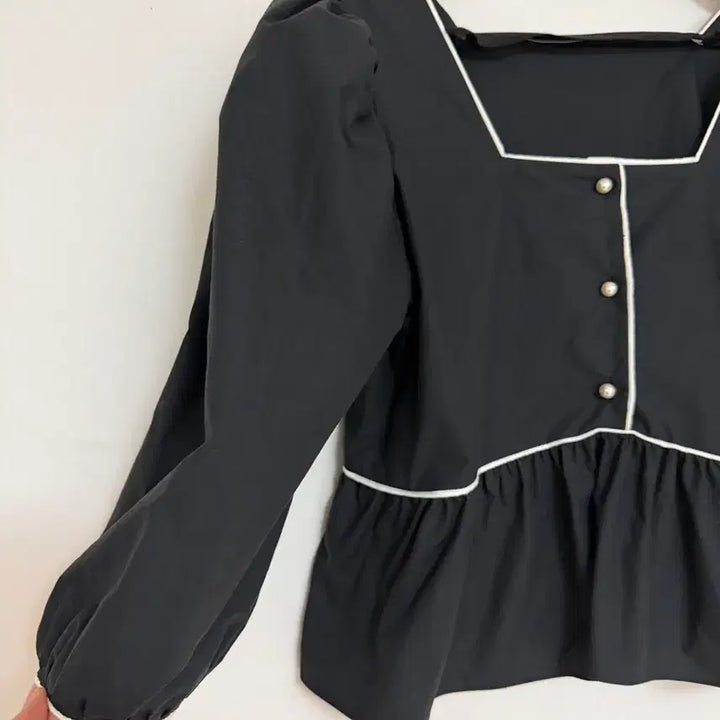 [BUNJANG] Flutter Blouse Shirt / FLUTTER블라우스셔츠 <새옷