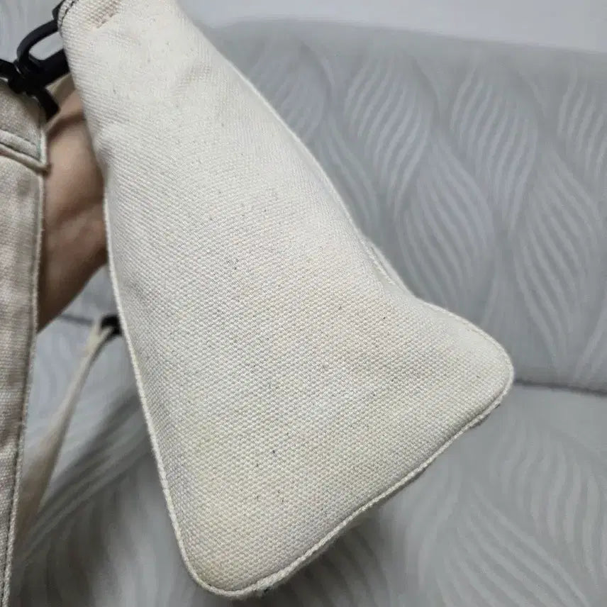 [BUNJANG] JILLSTUART Ivory Canvas Tote Bag / 질스튜어트 아이보리 캔버스 토트백