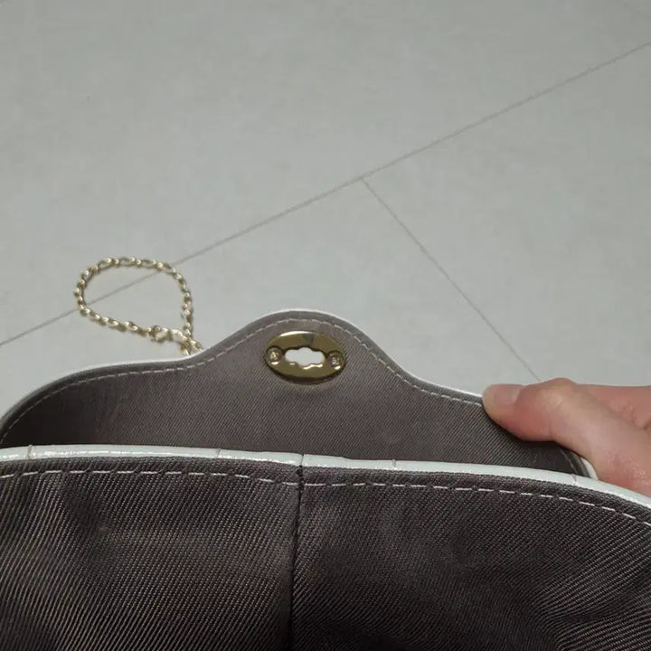 [BUNJANG] Cardinal Red Andy Bag / 카디널레드 화이트 앤디백