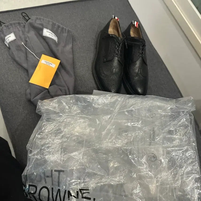 [BUNJANG] Thom Browne Wingtip Brogues / 톰브라운 윙팁 구두