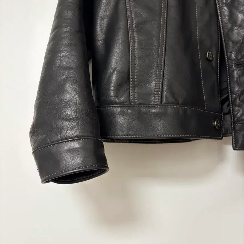[BUNJANG] Short Black Leather Trucker Jacket XL / 쇼트 블랙 가죽 트러커 자켓 XL
