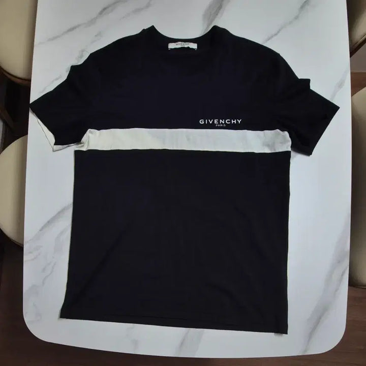 [BUNJANG] Givenchy Short Sleeve T-Shirt / 지방시 반팔티