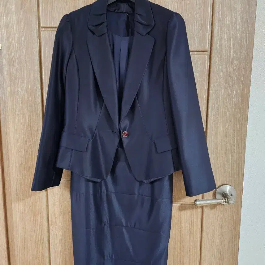 [BUNJANG] Olivia Lauren Silk Blend Suit Set / 올리비아로렌 셋업