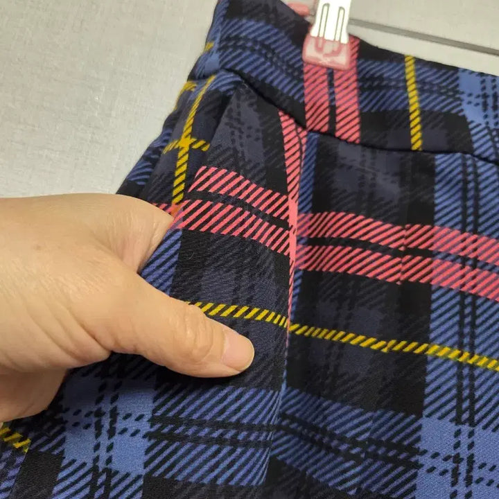 [BUNJANG] The Atch Check Volume Skirt / 더 앳지 체크 볼륨스커트