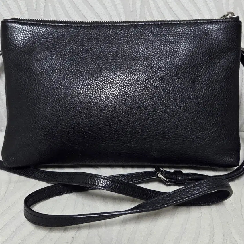 [BUNJANG] Michael Kors Black Leather Crossbody Bag / 마이클코어스 블랙 가죽 크로스백